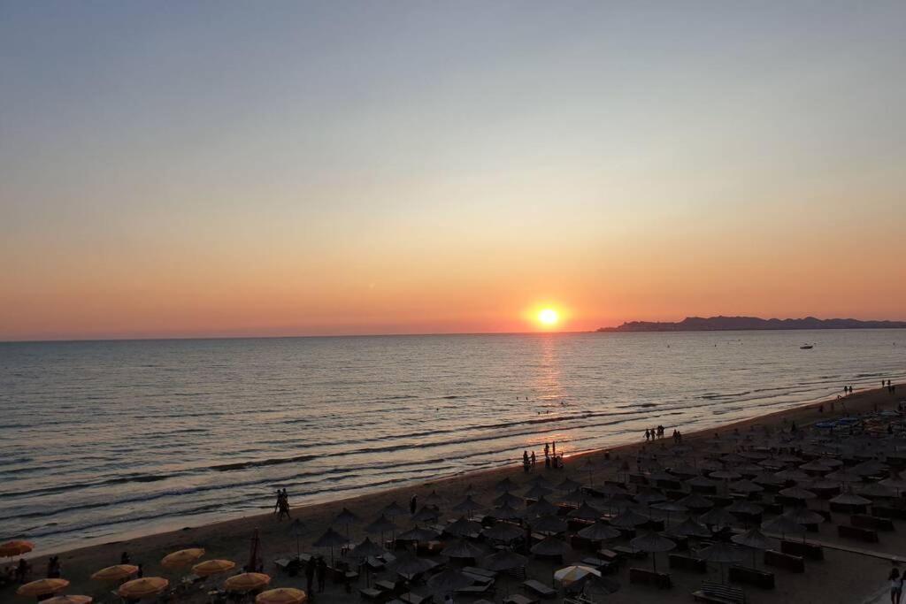 Modern Sea View Apartment For A Perfect Holiday Durres Ngoại thất bức ảnh